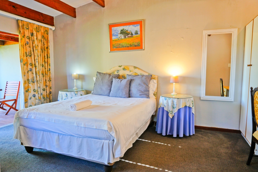 7 Bedroom Property for Sale in Nahoon Eastern Cape